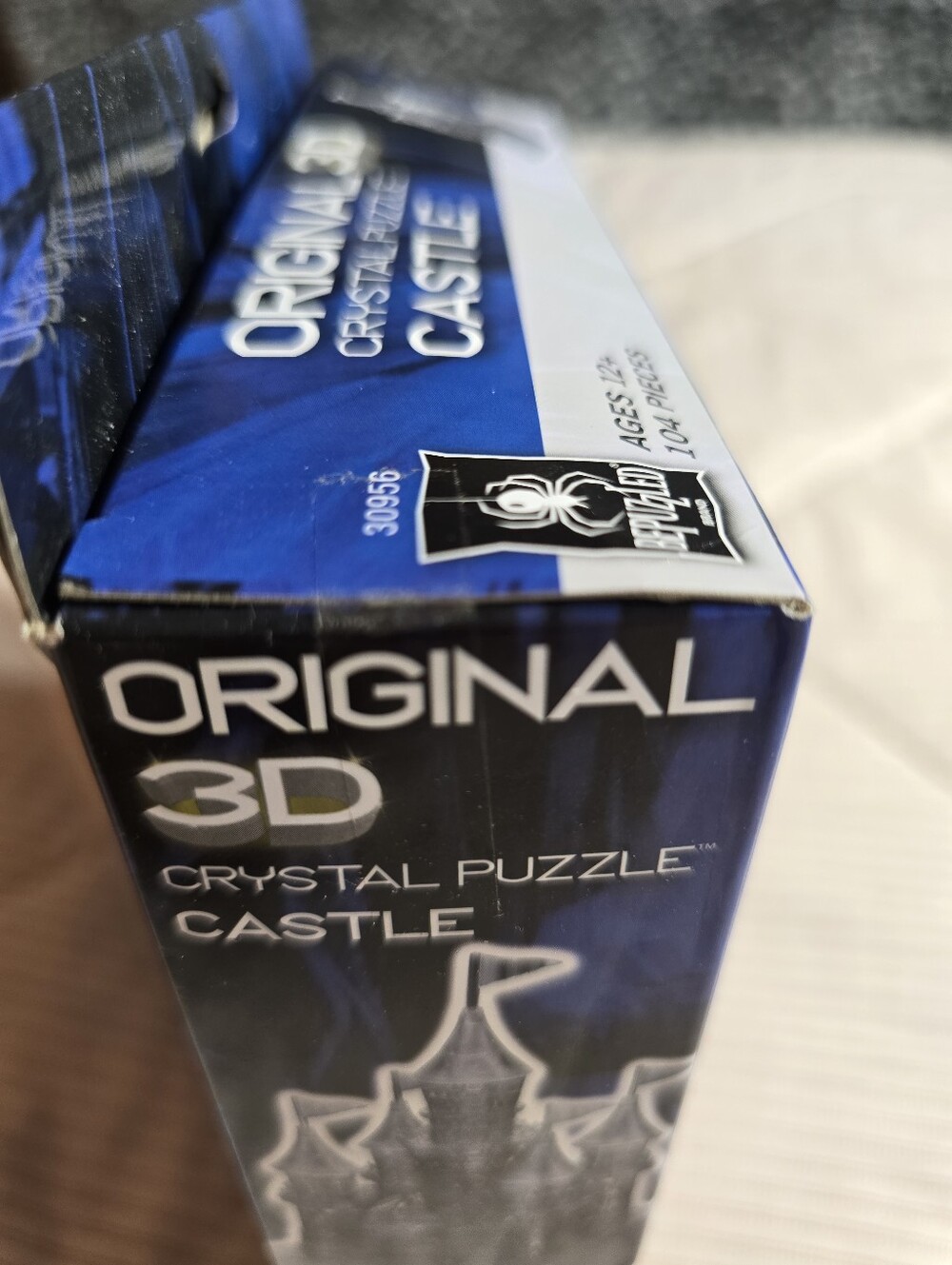 BePuzzled Original 3D Crystal Puzzle Castle Level 3 Deluxe Brainteaser - Picture 4 of 9